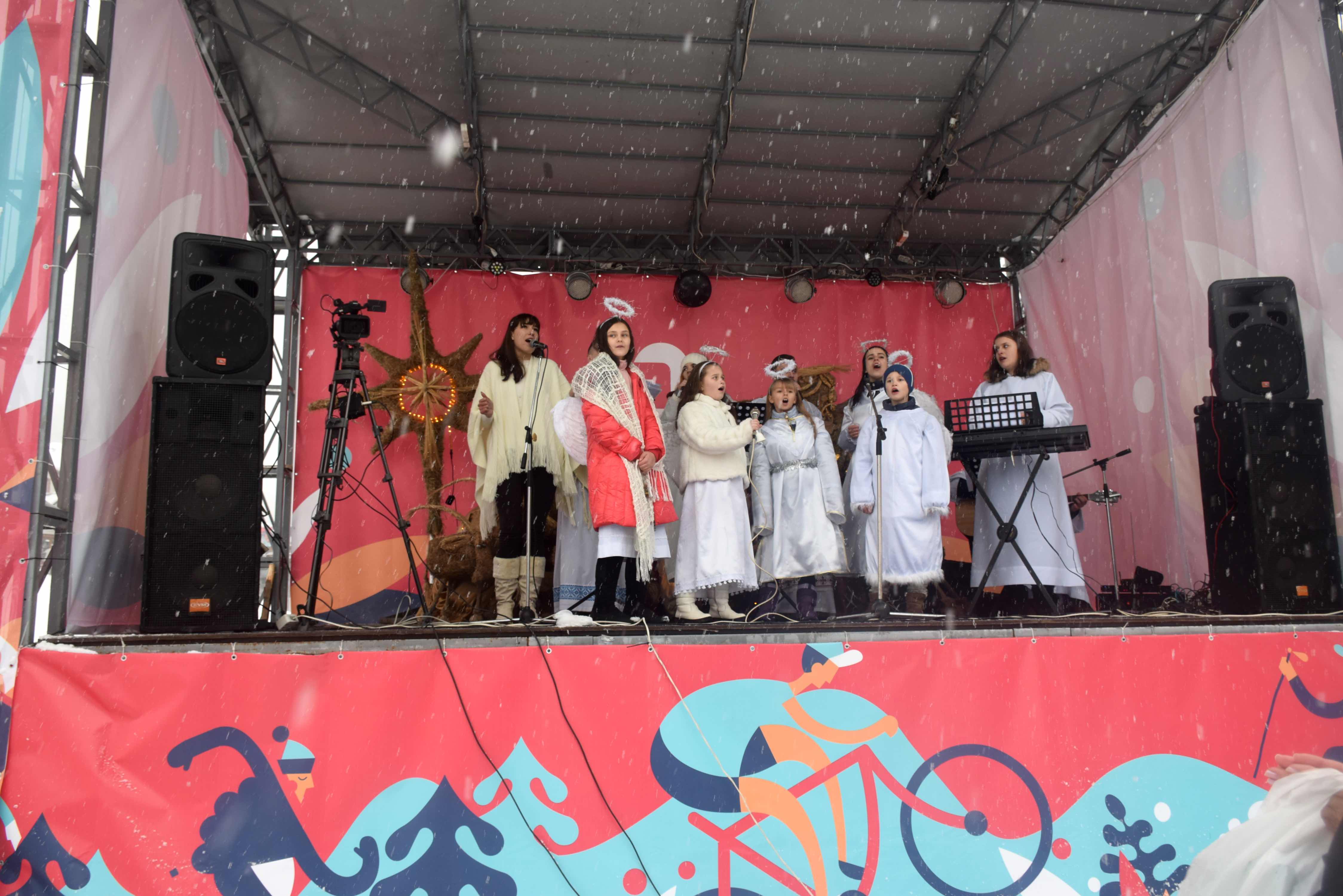 Koncert kolęd w wykonaniu dzieci i młodzieży w Bukovelu
