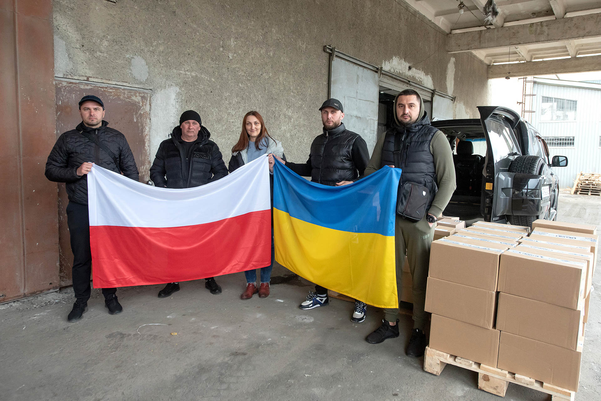 Kolejne pakowanie transportu i kolejna pomoc humanitarna do Charkowa