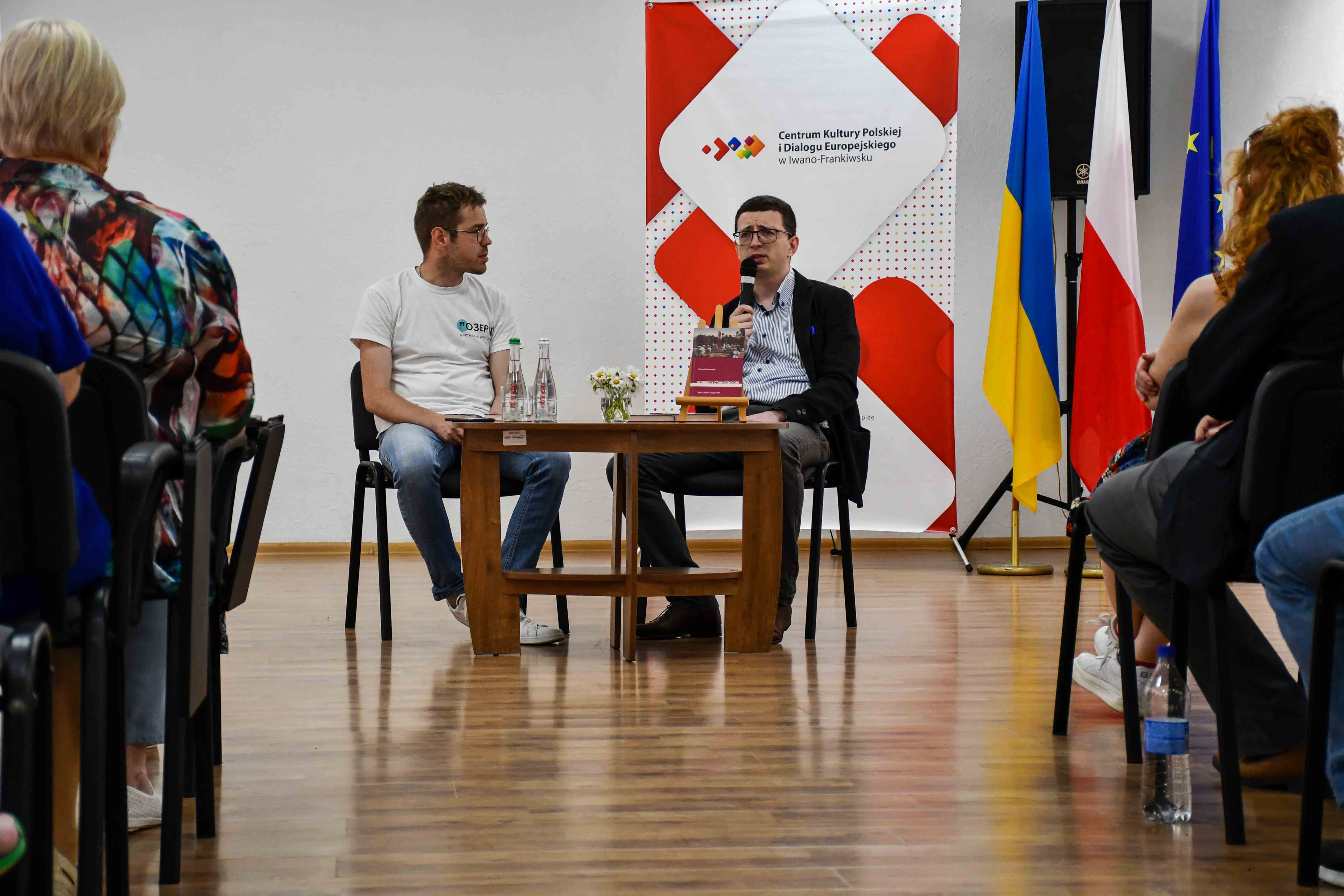 W ramach 8 Dni Kultury Polskiej w Iwano-Frankiwsku zaprezentowano książkę „Polacy w Stanisławowie”